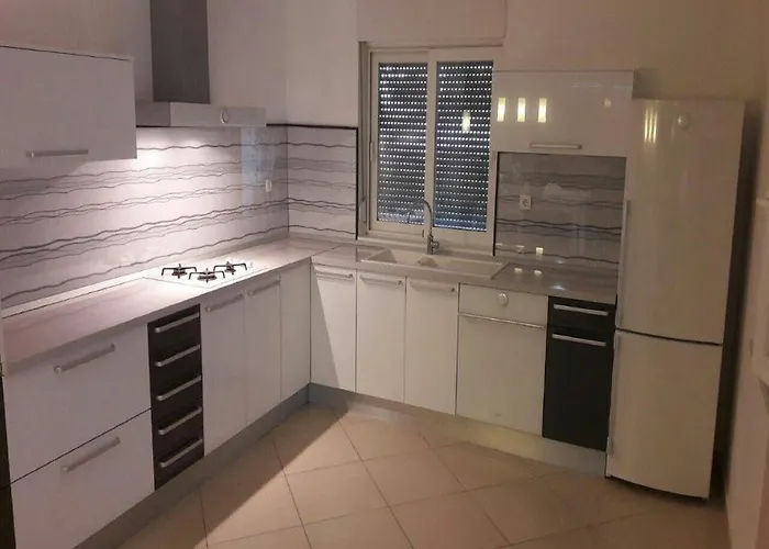 公寓 Lilic Ražanac